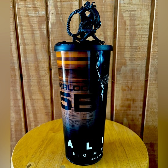 ALIEN ROMULUS XENOMORPH CUP - Picture 2 of 6